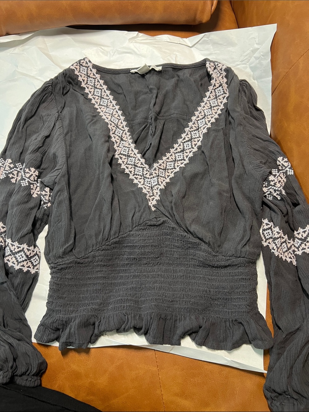 American Eagle Outfitters Black Peasant Tunic with White Embroidered Trim - Picture 3 of 4